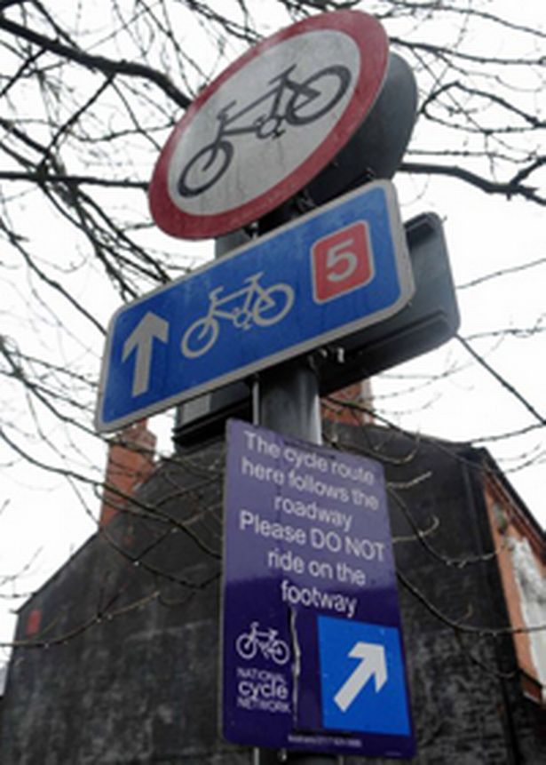 the-confusing-route-5-cycling-signs-410664862.jpg