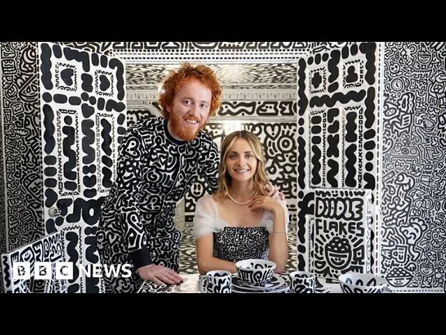Artist covers entire house with doodles - BBC News [Oc0GiglIF0A].jpg